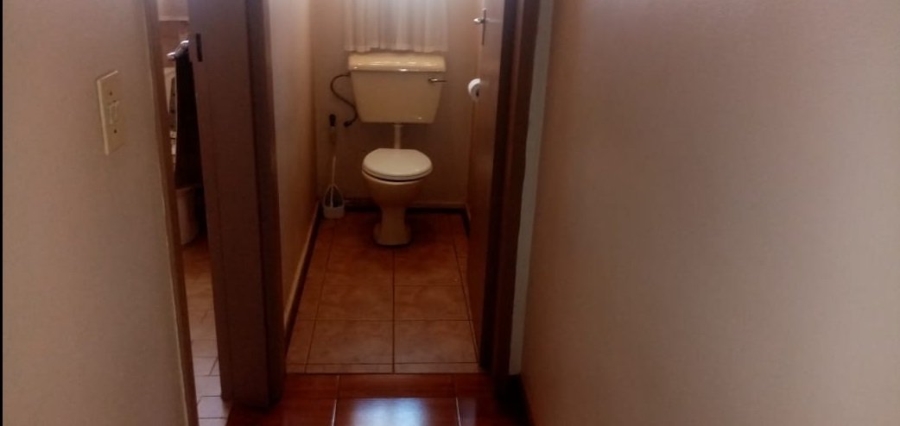 4 Bedroom Property for Sale in Wilkoppies North West
